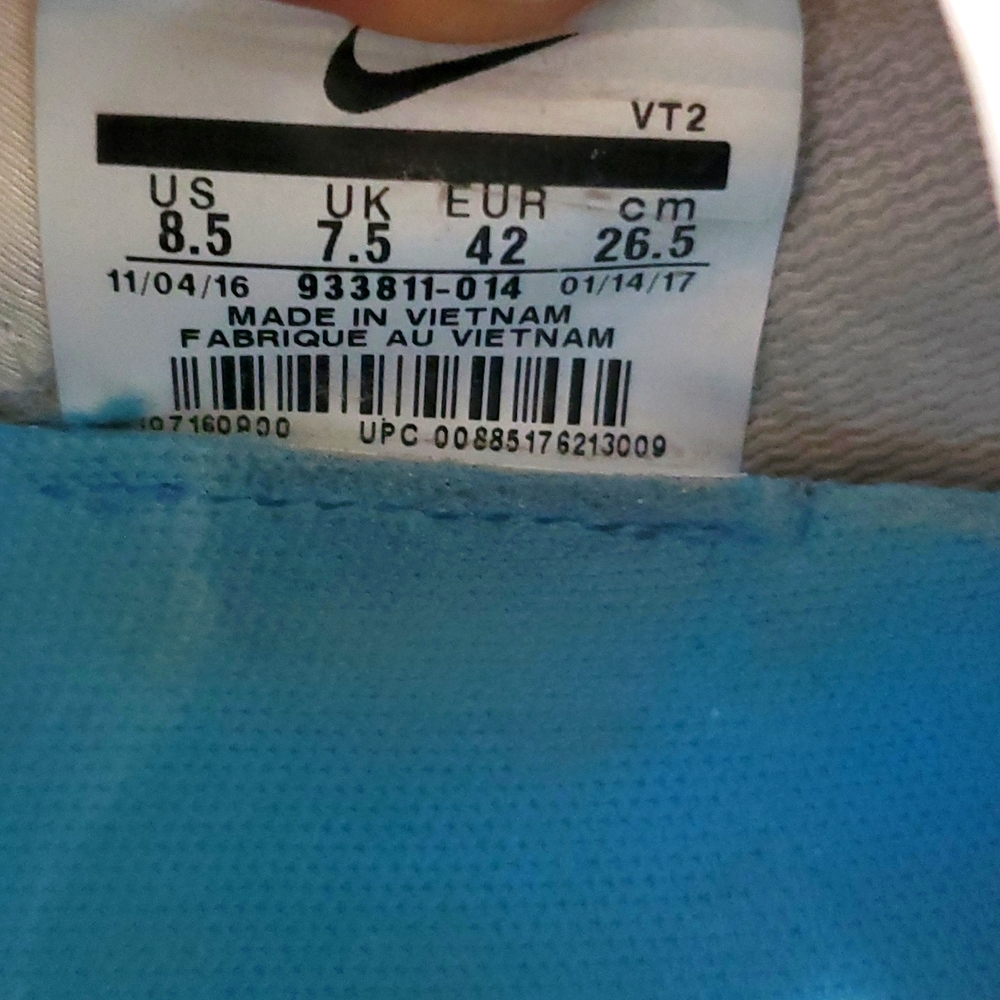 Nike - Picture 5 of 6